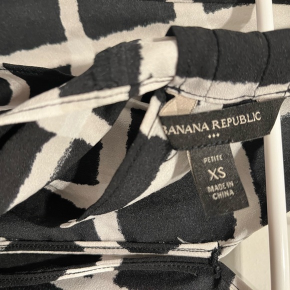 Banana Republic Business Casual Blouse Size Petite XS - Picture 6 of 7